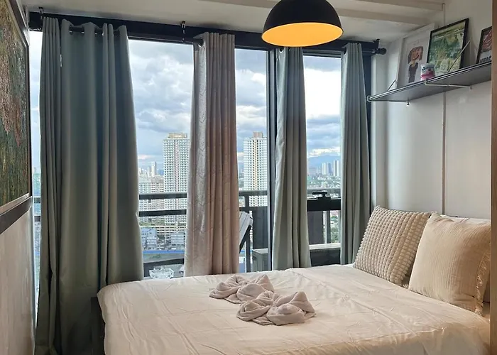Stylish View Flat Cozy With Netflix Wifi In The Knightsbridge Residences *